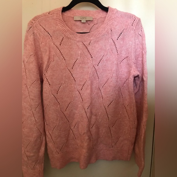 LOFT Pink Crewneck Sweater Size M - Picture 1 of 4